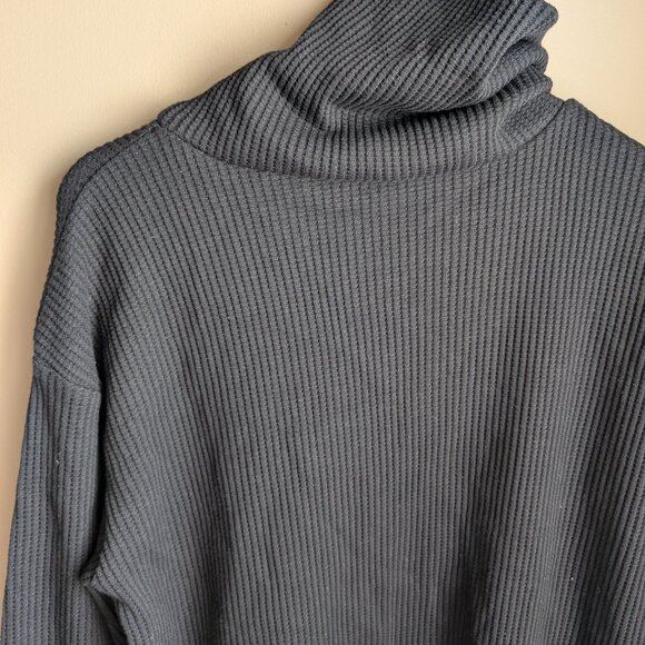 NEW Black Turtle Neck Sweater by The Gap - Picture 5 of 9